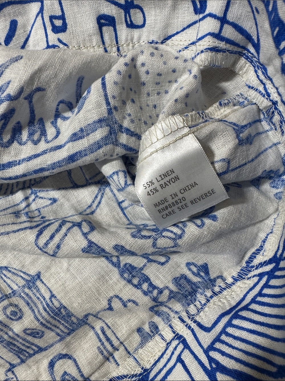 Calypso St. Barth White Button-Up Crop Shirt with Blue Scenic Print Size Medium - Picture 6 of 10